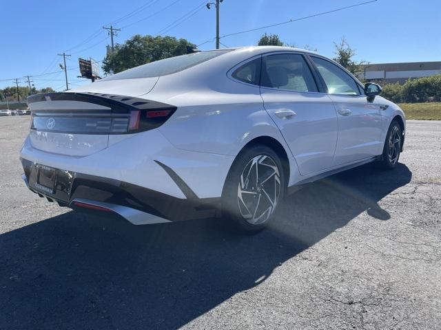 new 2024 Hyundai Sonata car, priced at $31,526