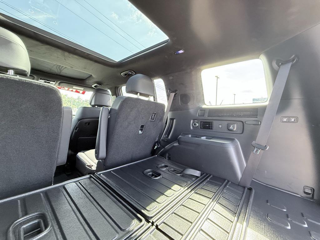 used 2024 Hyundai Santa Fe car, priced at $38,344