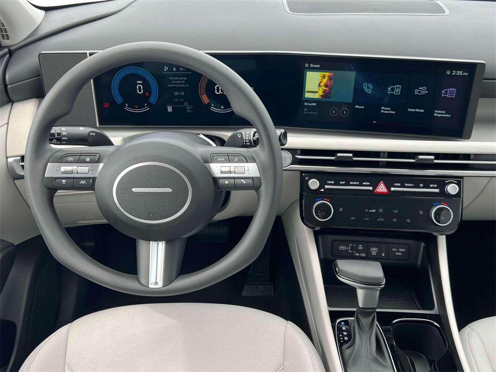 new 2025 Hyundai Tucson car, priced at $28,558