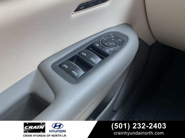 used 2022 Cadillac XT5 car, priced at $26,436