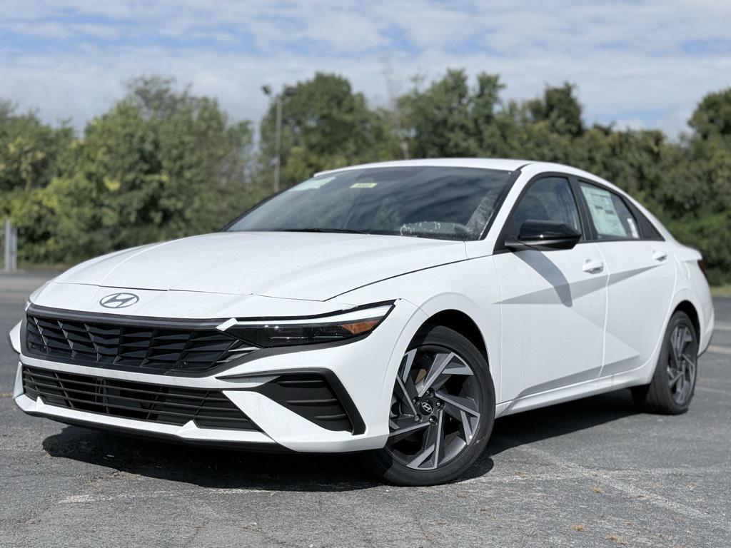 new 2025 Hyundai ELANTRA HEV car, priced at $26,570