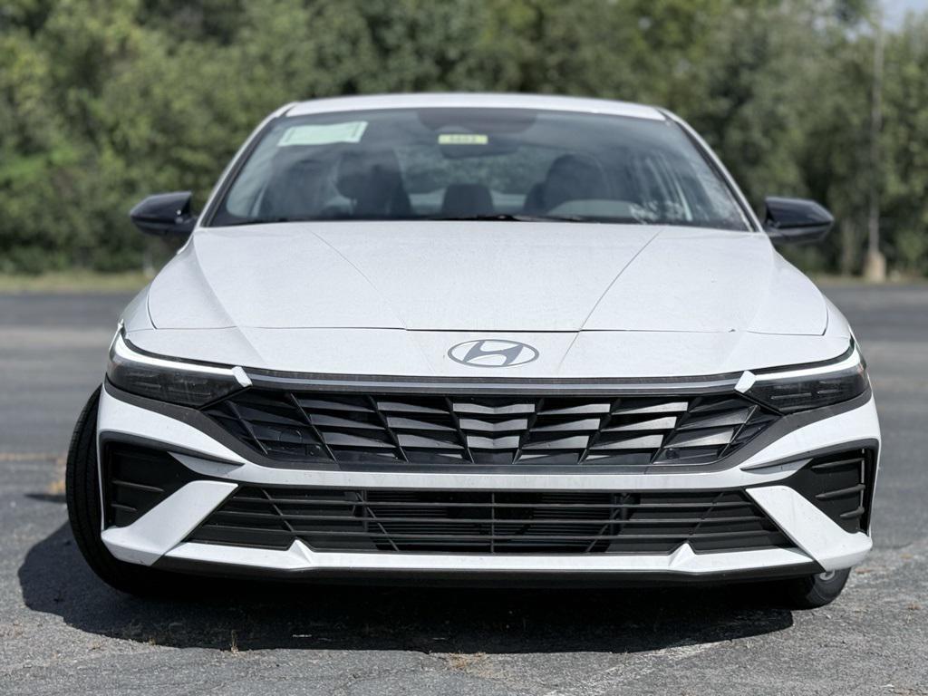 new 2025 Hyundai ELANTRA HEV car, priced at $26,570