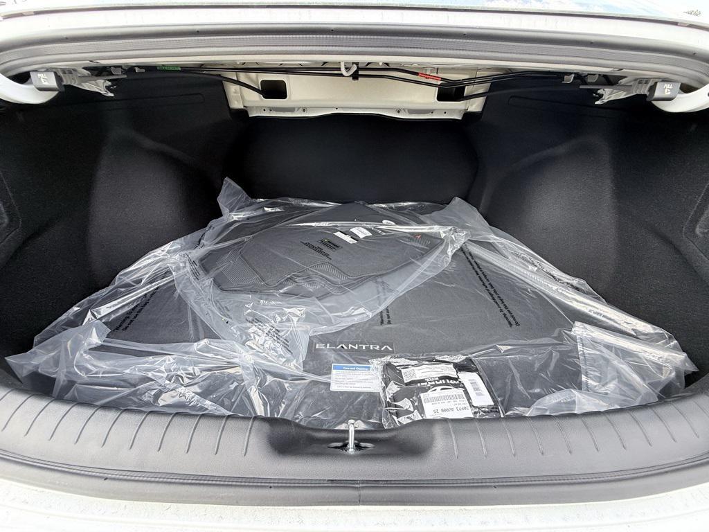 new 2025 Hyundai ELANTRA HEV car, priced at $26,570