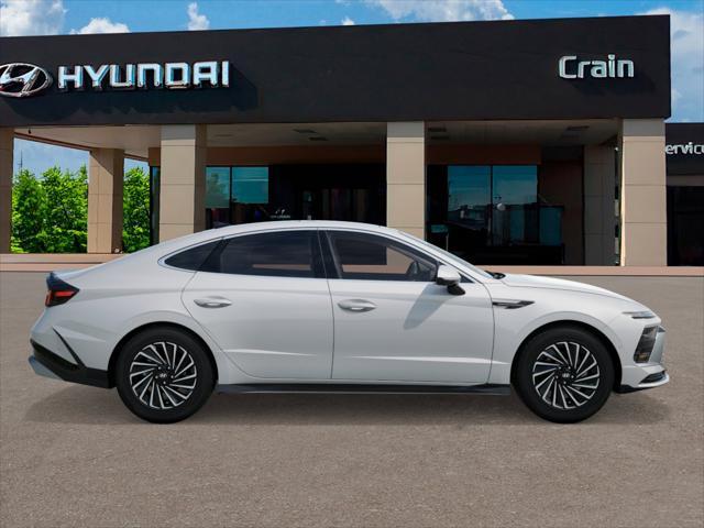 new 2025 Hyundai Sonata Hybrid car, priced at $37,697