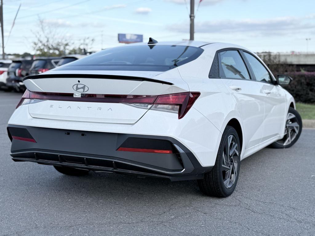 new 2025 Hyundai Elantra car, priced at $24,081