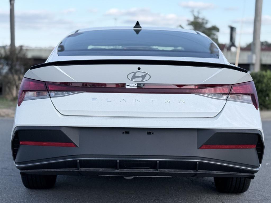 new 2025 Hyundai Elantra car, priced at $24,081