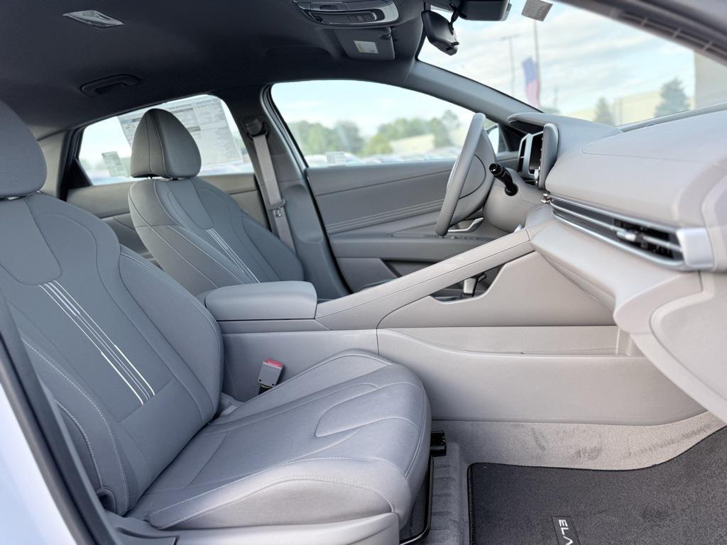 new 2025 Hyundai Elantra car, priced at $24,081