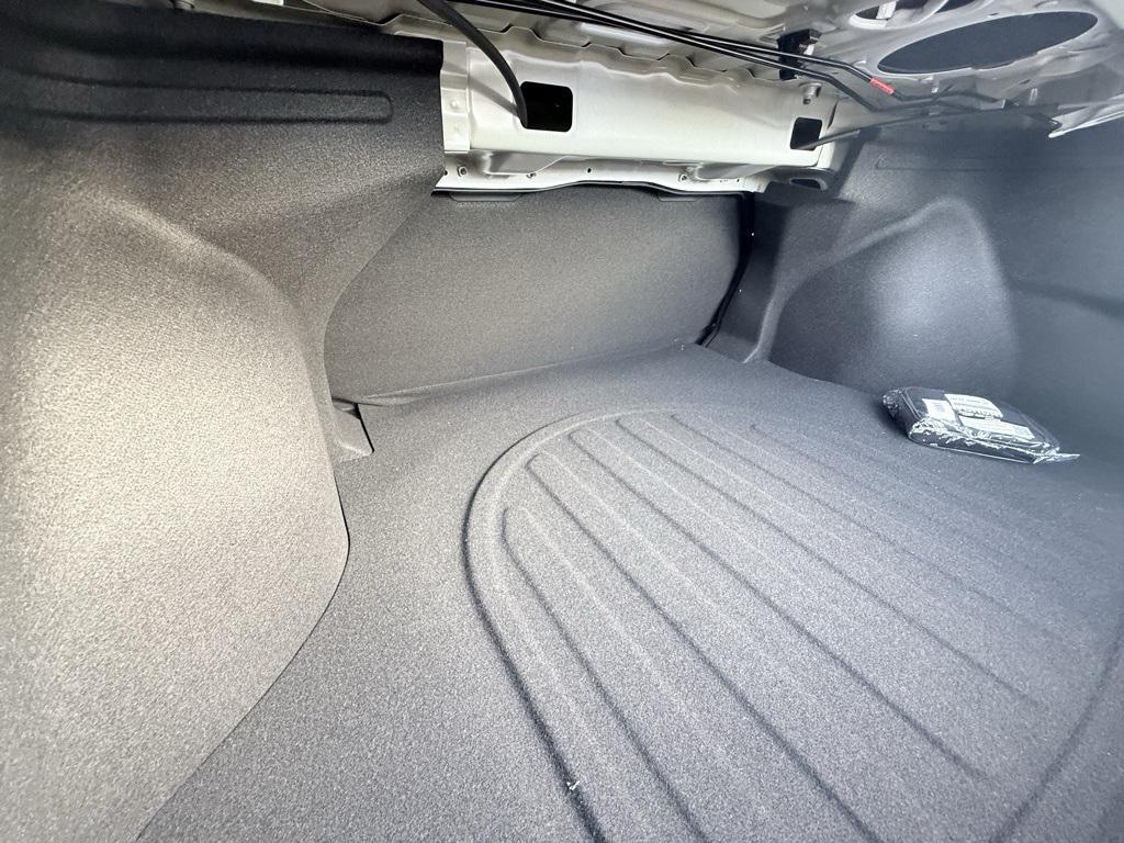 new 2025 Hyundai Elantra car, priced at $24,081