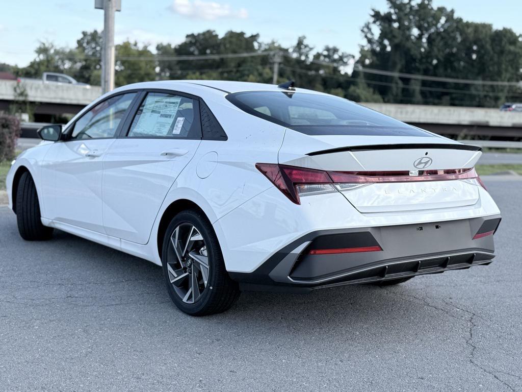 new 2025 Hyundai Elantra car, priced at $24,081
