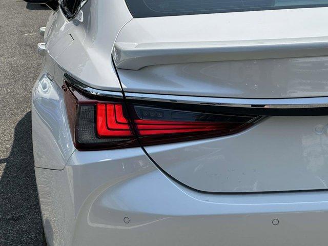 used 2021 Lexus ES 250 car, priced at $25,490