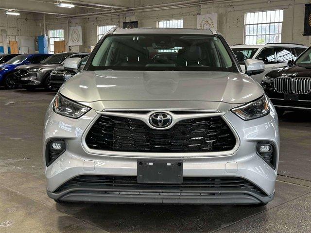 used 2022 Toyota Highlander car, priced at $24,990