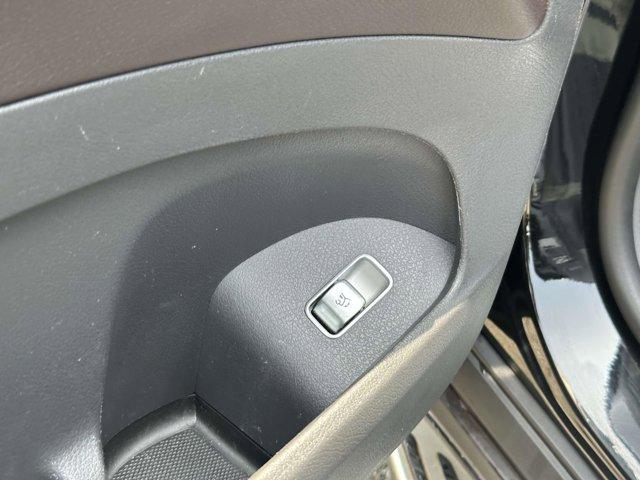 used 2020 Mercedes-Benz GLE 350 car, priced at $29,890