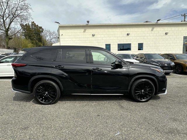 used 2023 Toyota Highlander car, priced at $34,800