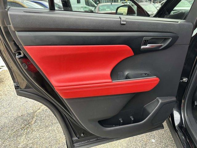 used 2023 Toyota Highlander car, priced at $34,800