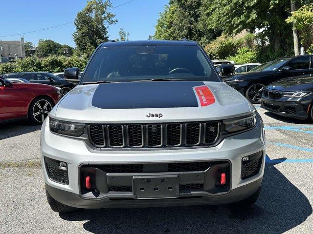 used 2022 Jeep Grand Cherokee car, priced at $29,890