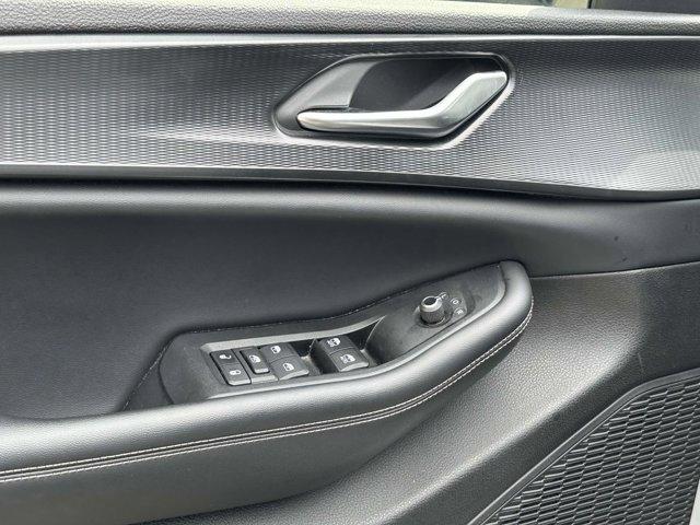 used 2023 Jeep Grand Cherokee L car, priced at $24,900