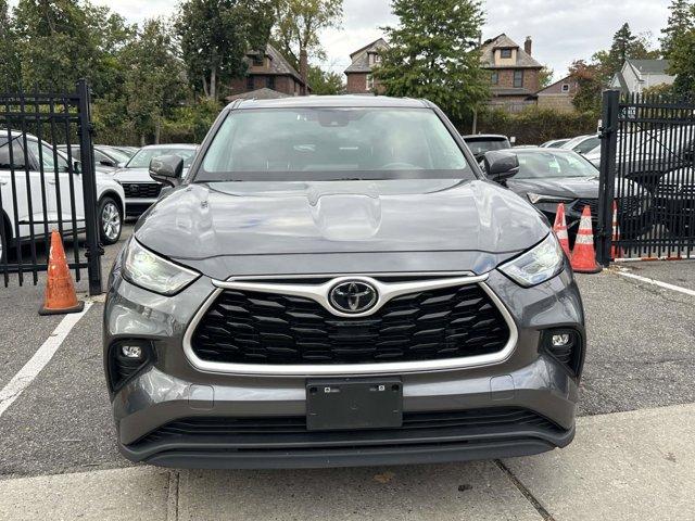 used 2023 Toyota Highlander car, priced at $23,800