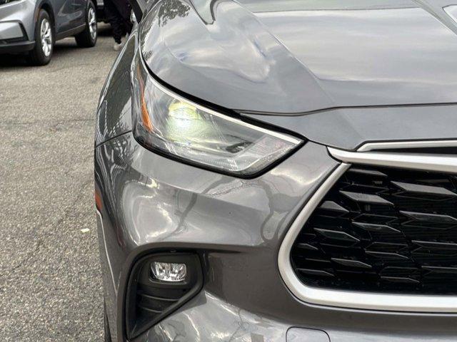 used 2023 Toyota Highlander car, priced at $23,800