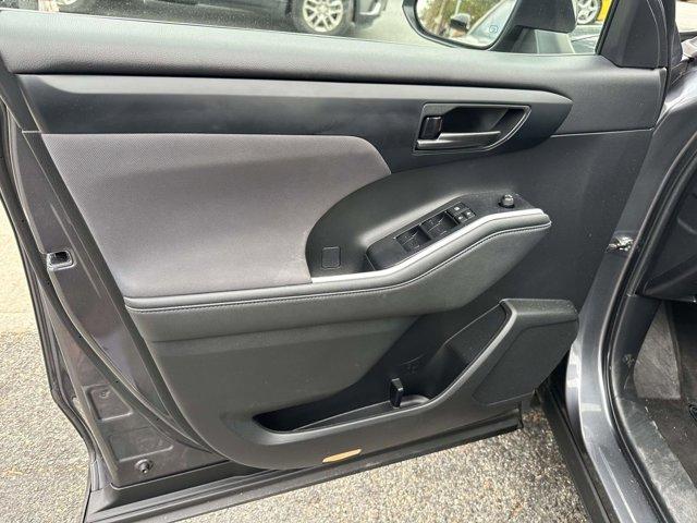 used 2023 Toyota Highlander car, priced at $23,800