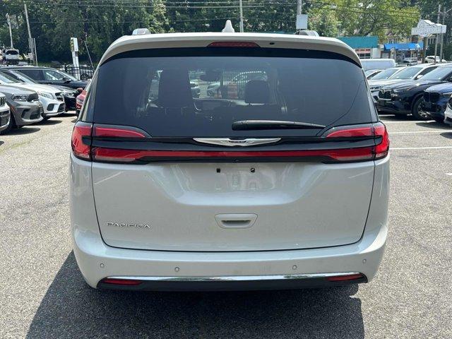 used 2021 Chrysler Pacifica car, priced at $15,890