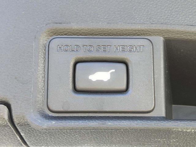 used 2023 Acura RDX car, priced at $33,900