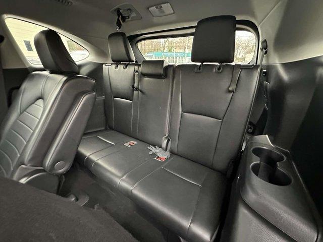 used 2022 Toyota Highlander car, priced at $28,490