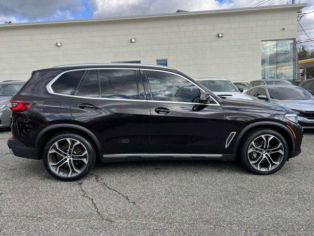 used 2021 BMW X5 car, priced at $38,900