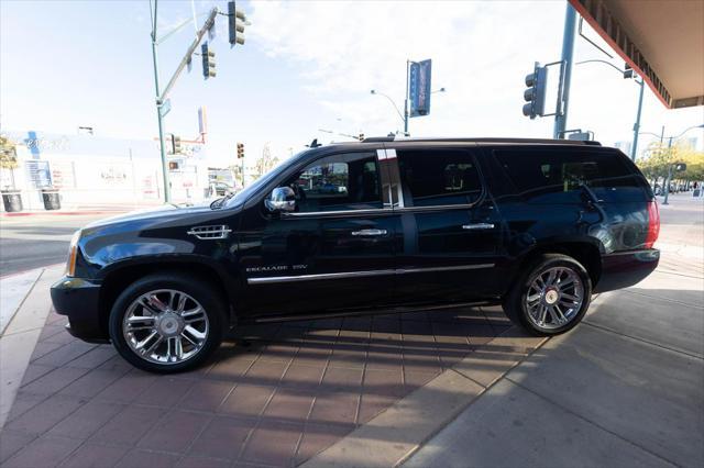 used 2012 Cadillac Escalade ESV car, priced at $12,453