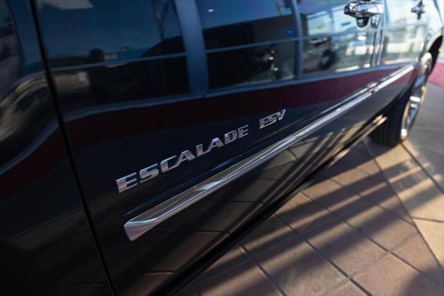 used 2012 Cadillac Escalade ESV car, priced at $12,453