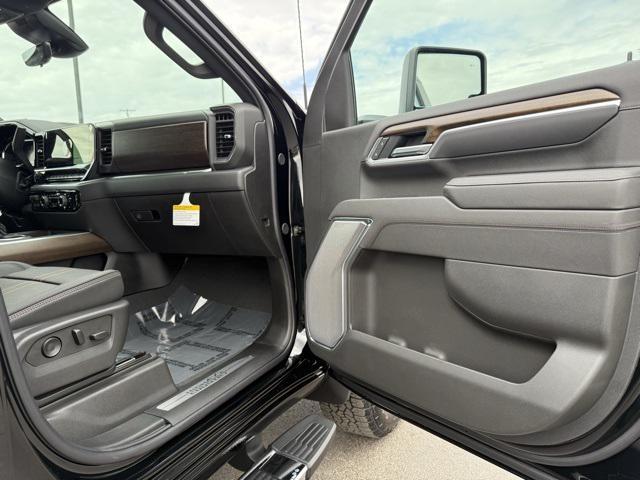 new 2025 Chevrolet Silverado 3500 car, priced at $89,025
