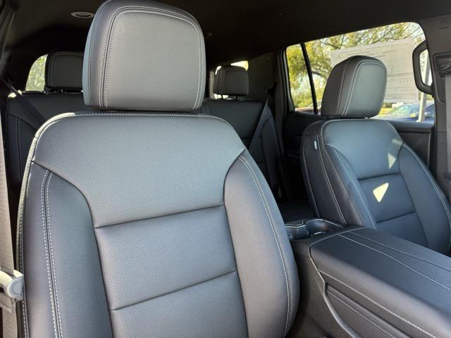 new 2026 Chevrolet Traverse car, priced at $44,690