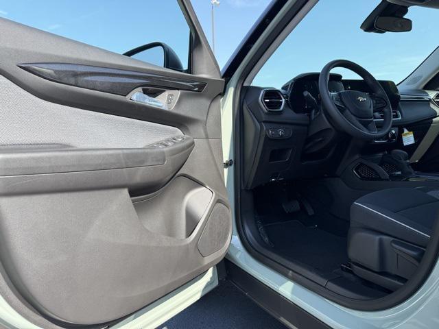 new 2026 Chevrolet TrailBlazer car, priced at $26,475