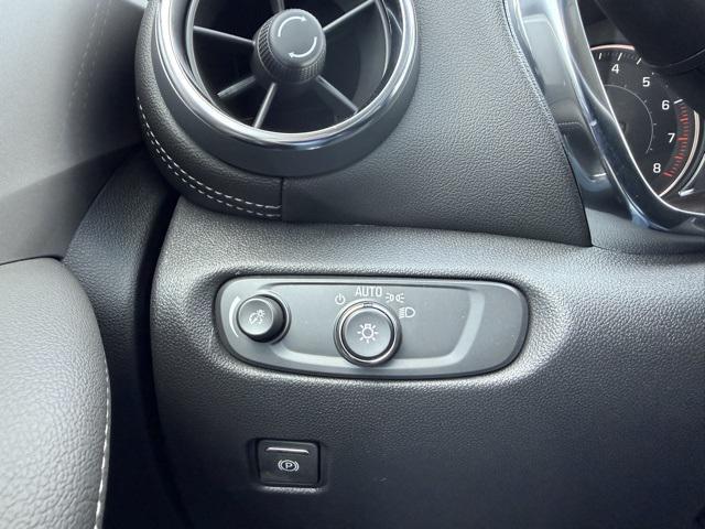 new 2025 Chevrolet Blazer car, priced at $40,150