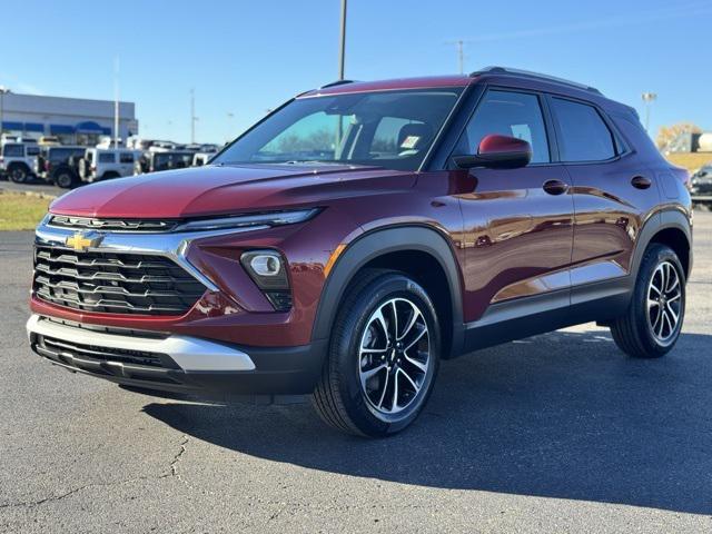 new 2025 Chevrolet TrailBlazer car, priced at $28,475