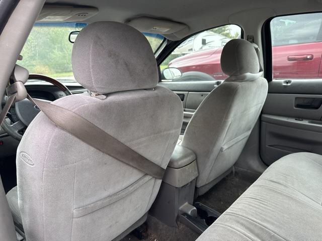 used 2005 Ford Taurus car, priced at $1,400