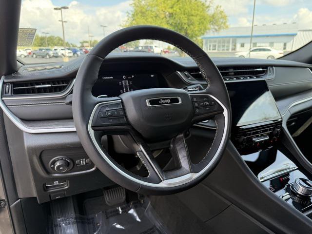 used 2024 Jeep Grand Cherokee car, priced at $33,791