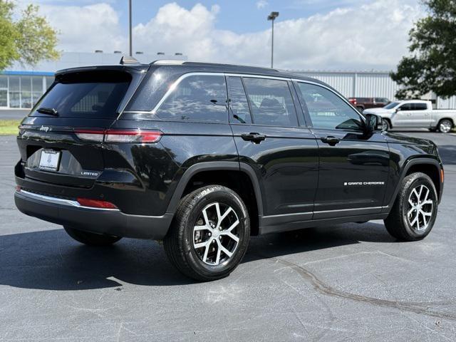 used 2024 Jeep Grand Cherokee car, priced at $33,791
