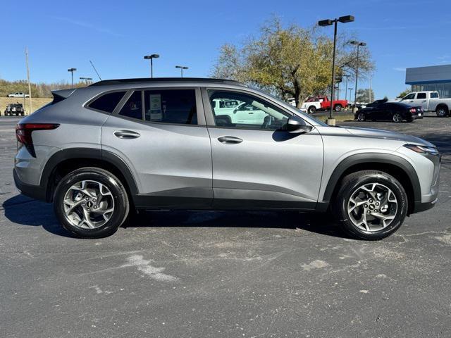 new 2025 Chevrolet Trax car, priced at $25,025