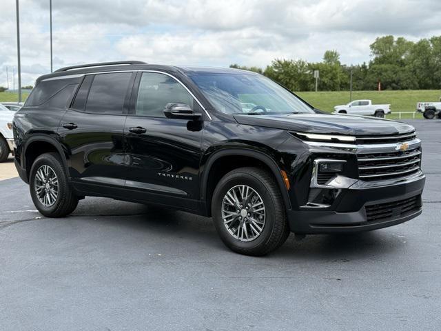 new 2026 Chevrolet Traverse car, priced at $43,920