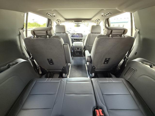 new 2025 Chevrolet Suburban car, priced at $87,590
