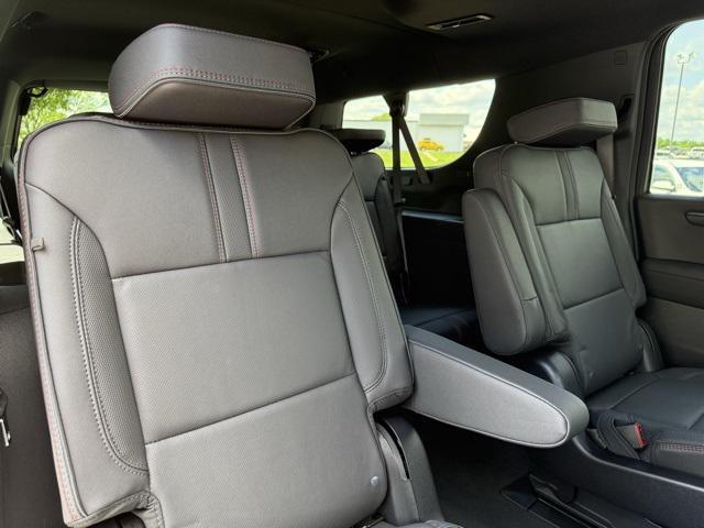 new 2025 Chevrolet Suburban car, priced at $87,590