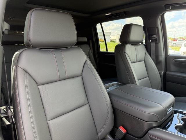 new 2025 Chevrolet Suburban car, priced at $87,590
