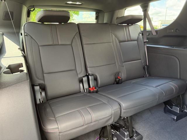 new 2025 Chevrolet Suburban car, priced at $87,590
