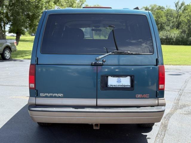 used 1998 GMC Safari car, priced at $4,700