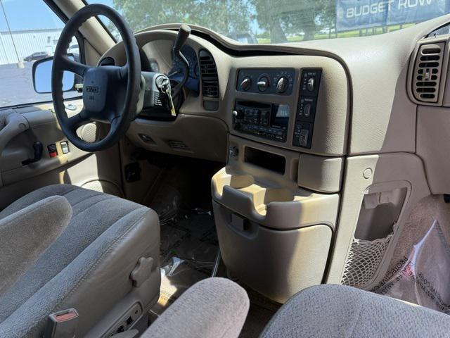 used 1998 GMC Safari car, priced at $4,700