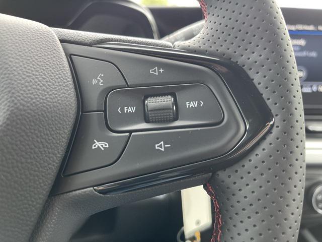 new 2025 Chevrolet Trax car, priced at $24,330