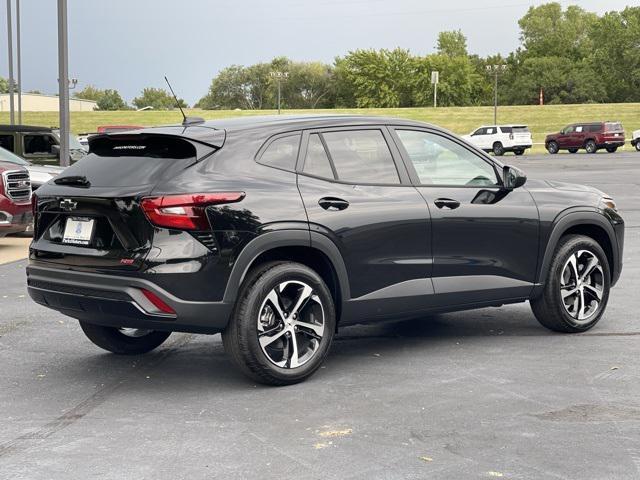 new 2025 Chevrolet Trax car, priced at $24,330