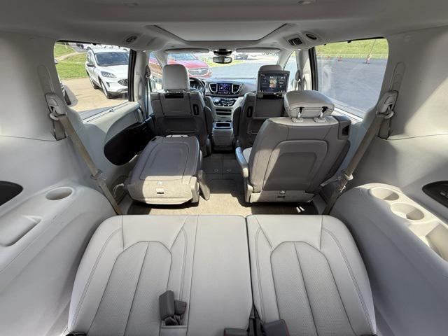 used 2018 Chrysler Pacifica car, priced at $13,994