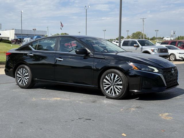 used 2023 Nissan Altima car, priced at $19,595