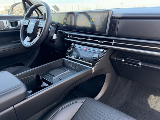 used 2024 Hyundai Santa Fe car, priced at $35,991